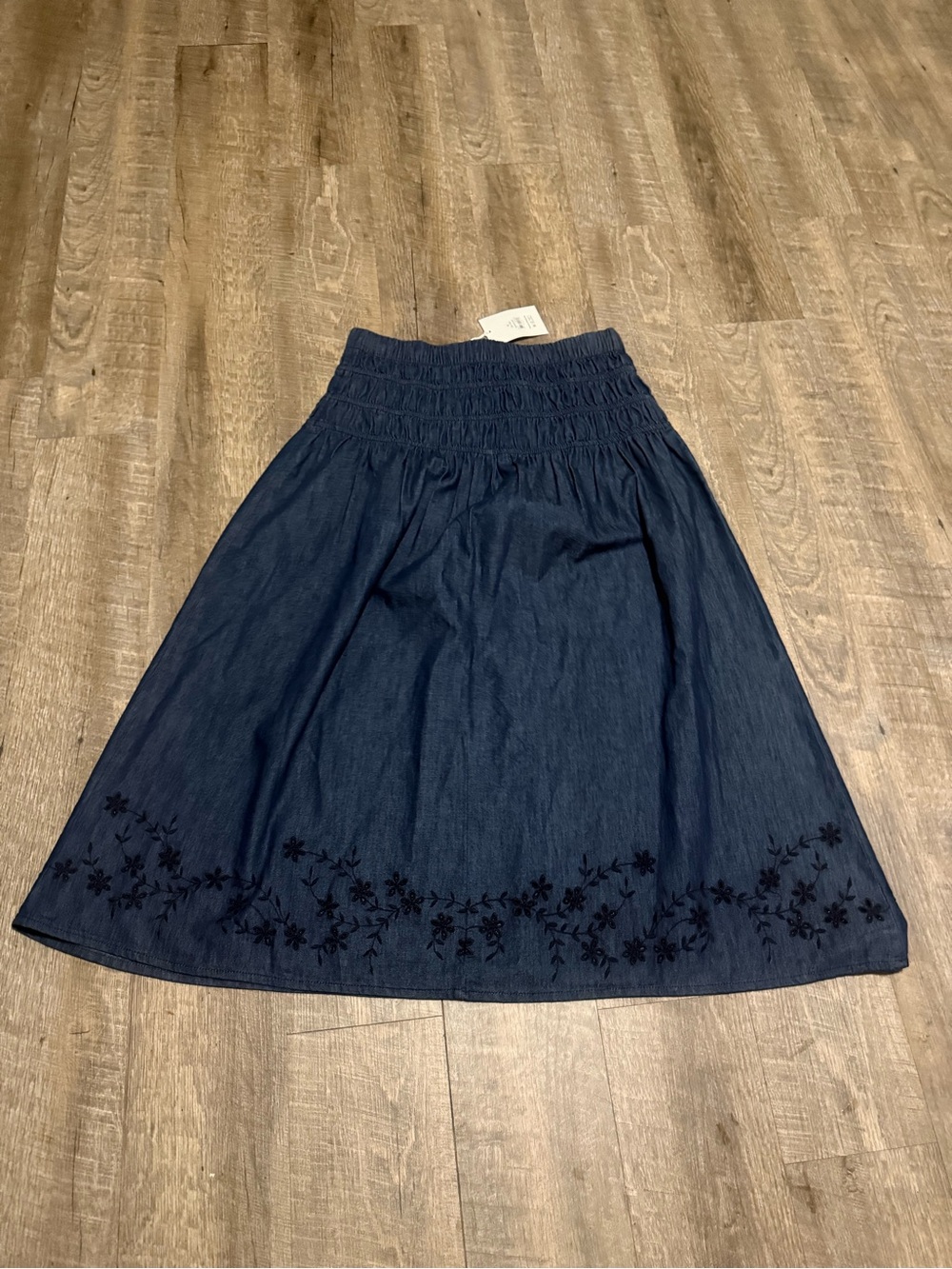 Free Assembly Navy Smocked-Waist Midi Skirt - Picture 2 of 8